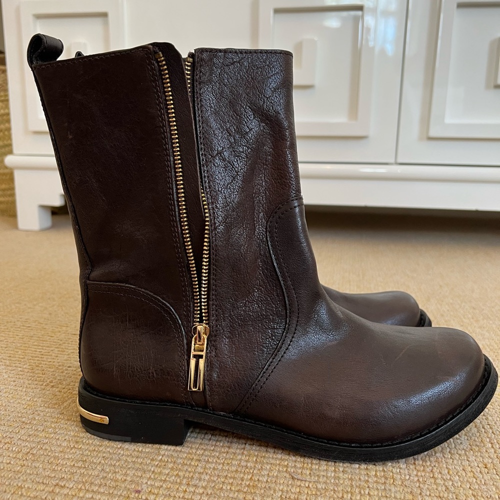 Tory Burch Brown Elyse 20MM bootie. Size 10.5. Brand New.